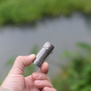 cyansky m3 mini keychain flashlight 800.800.jpg